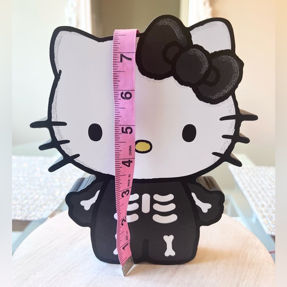 🖤 HELLO KITTY Skeleton Black + White Halloween Decor Wall Art NEW - Picture 3 of 4